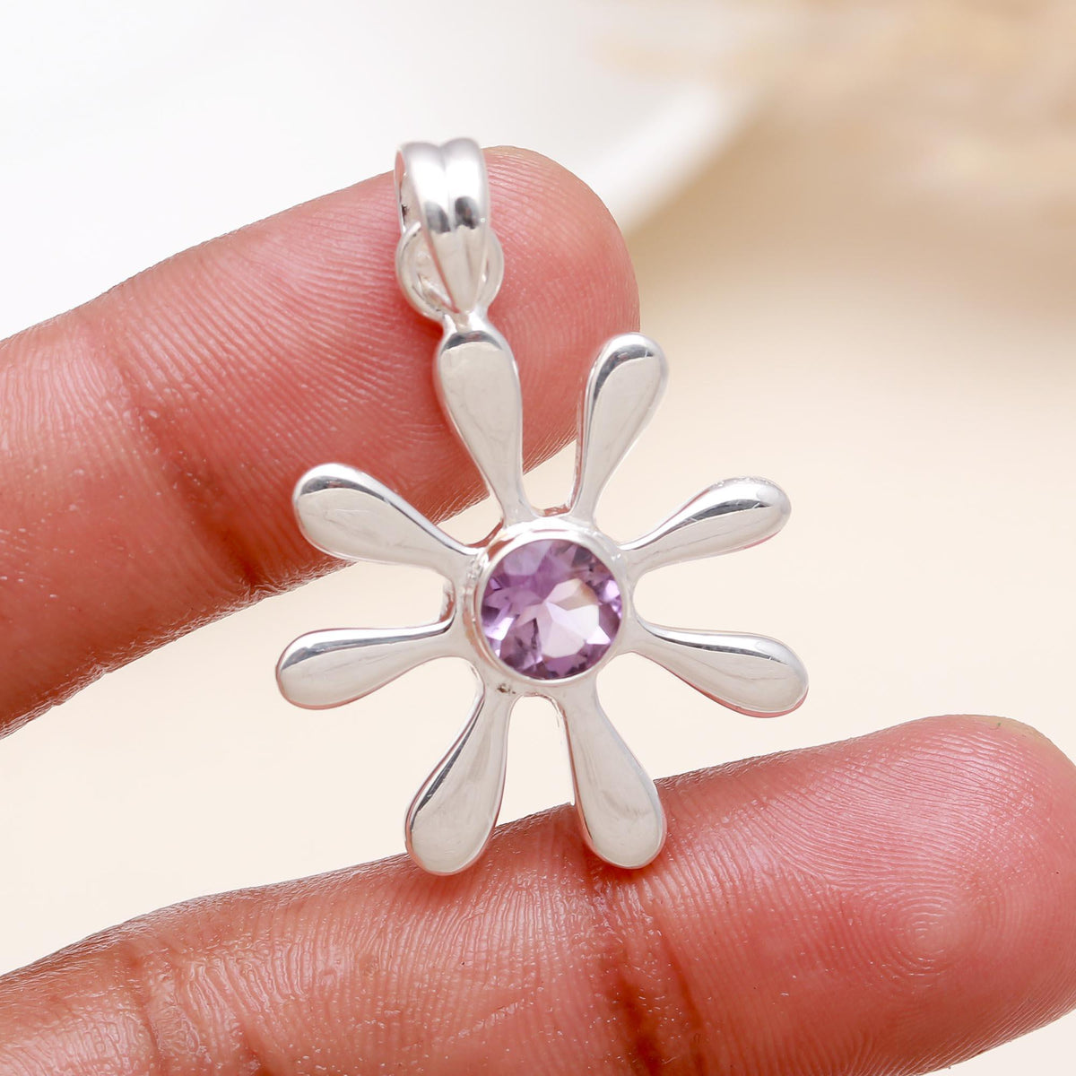 The Violet Sovereign: Heavy Silver Amethyst Oval Pendant