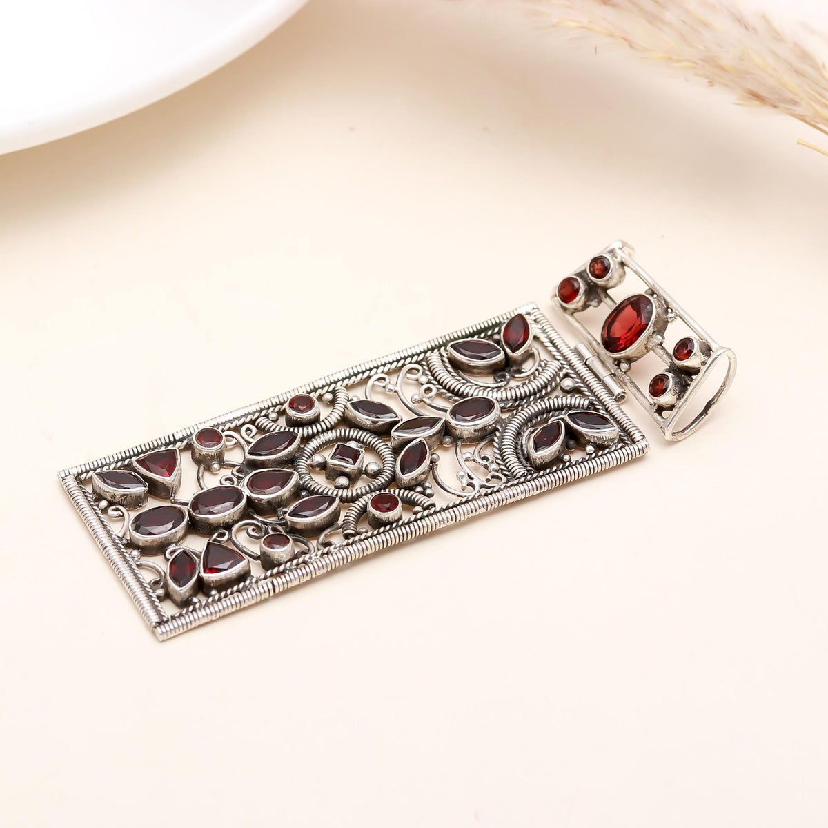The Crimson Tapestry: Vintage Silver Garnet Pendant