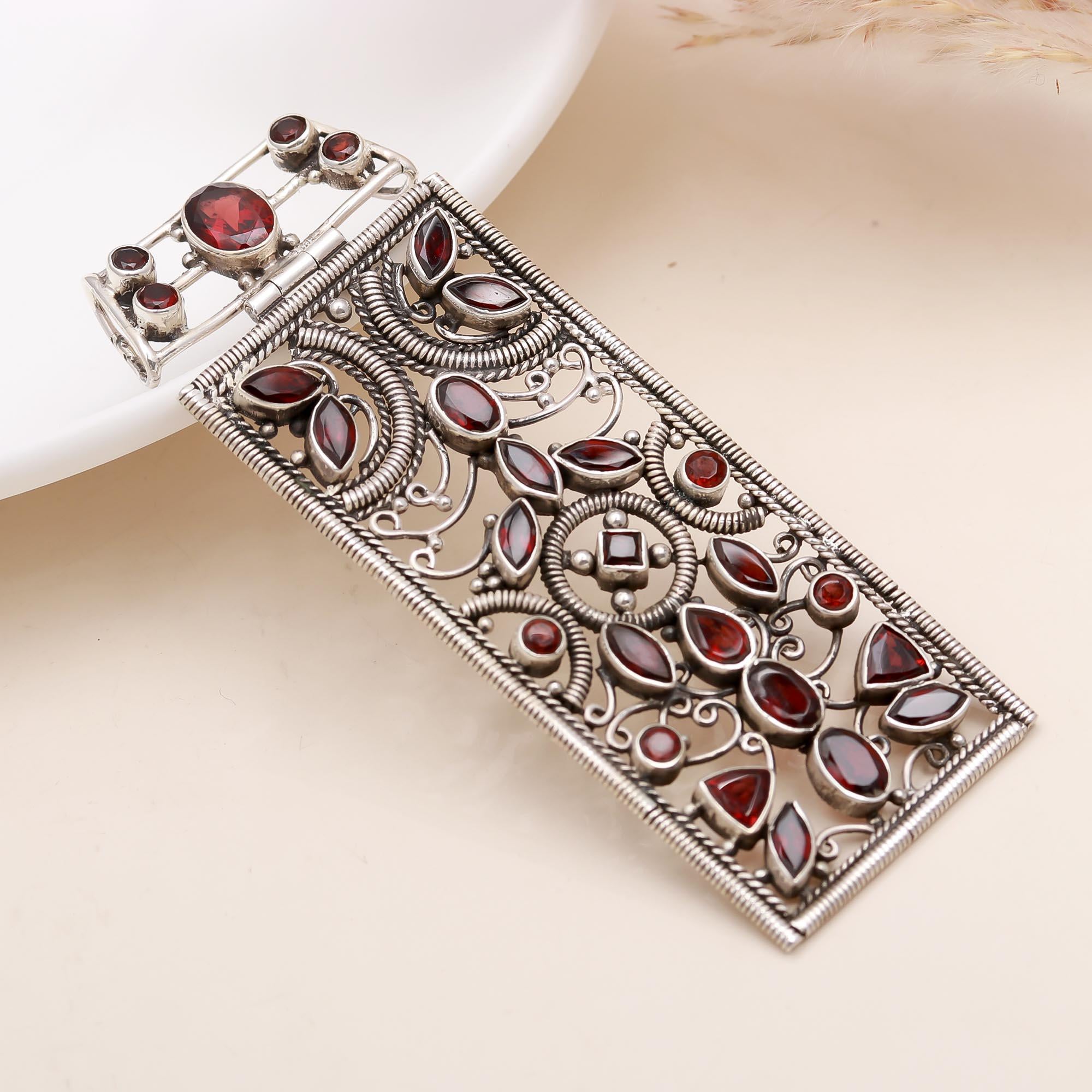 The Crimson Tapestry: Vintage Silver & Garnet Pendant