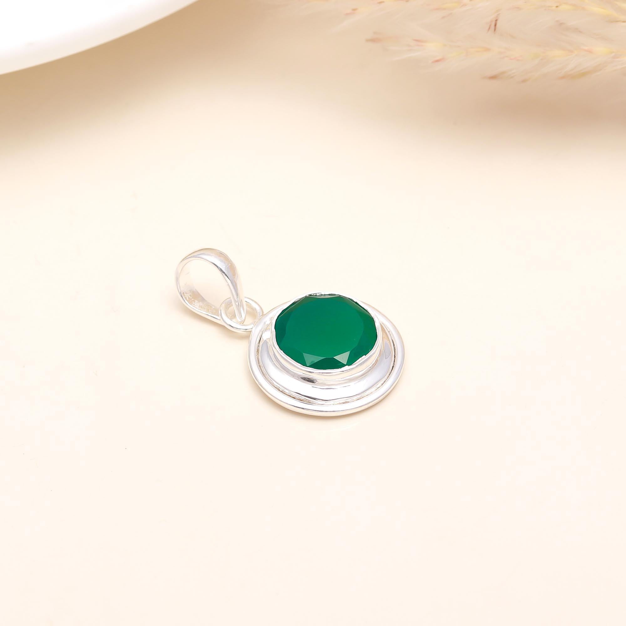 The Emerald Orb: Minimalist Round Green Onyx Bezel Pendant