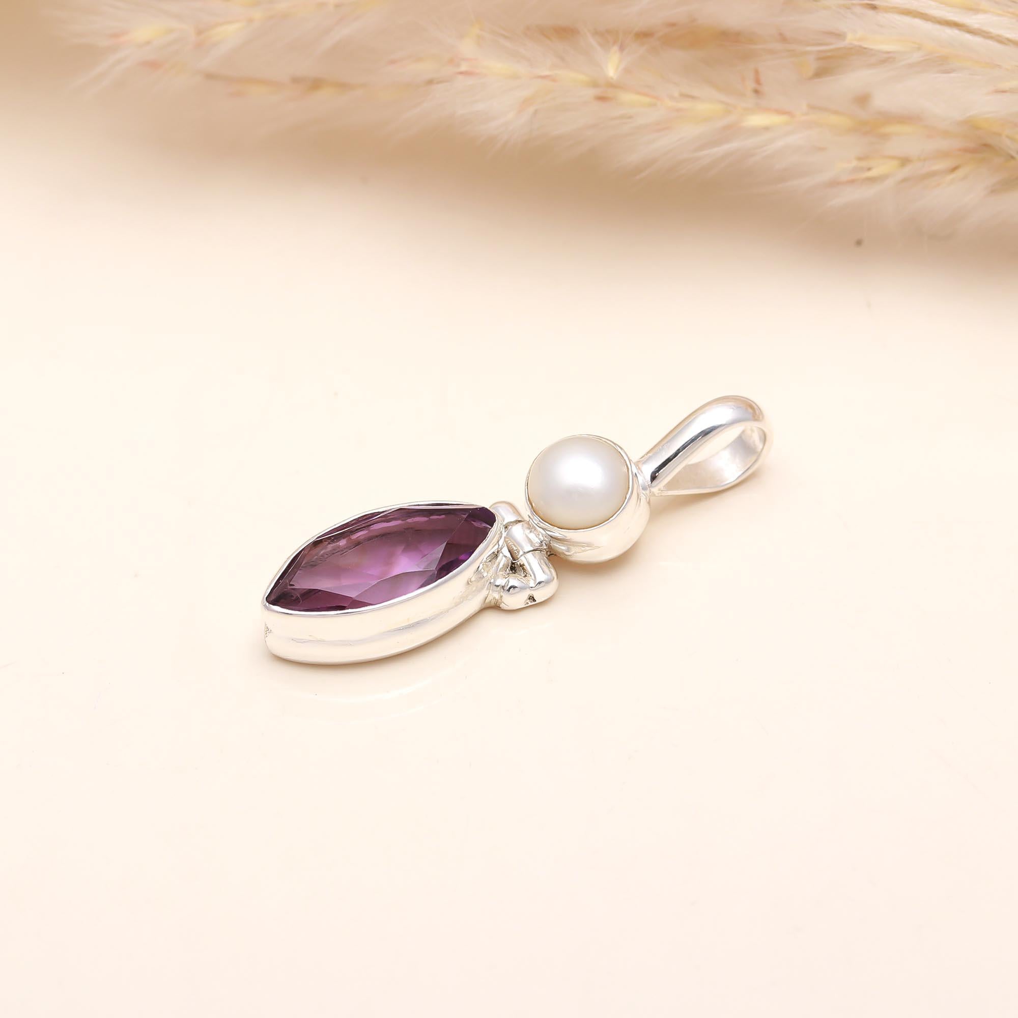 The Lavender Luster: Amethyst & Pearl Articulated Drop Pendant