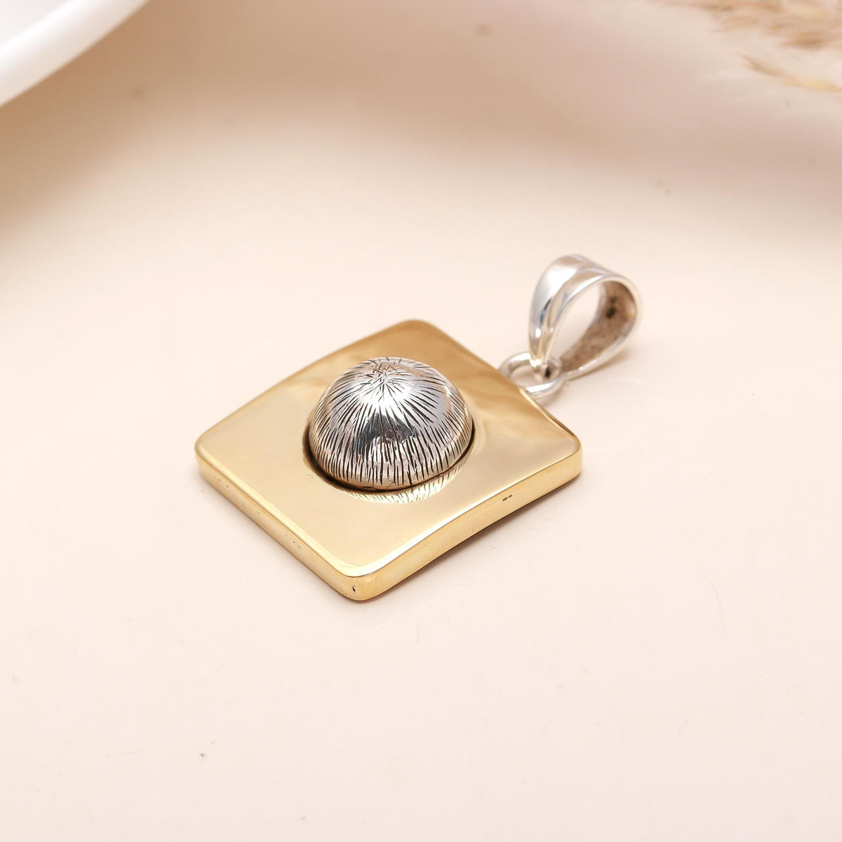 #Jewelry material_brass