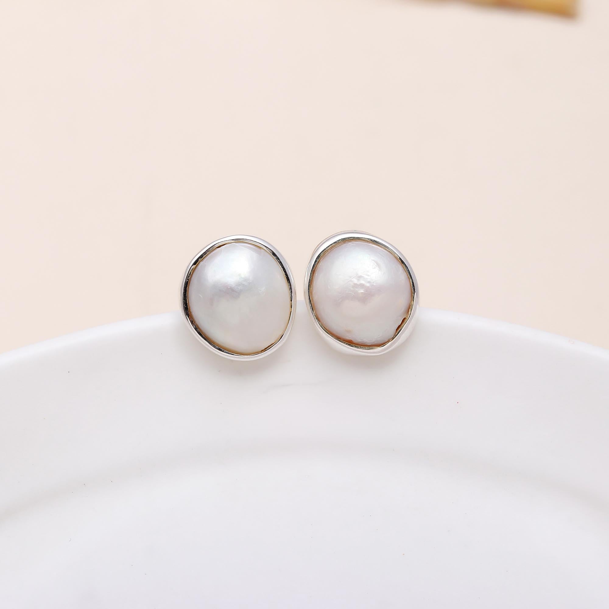 925 Sterling Silver Pearl Classic Stud Earrings