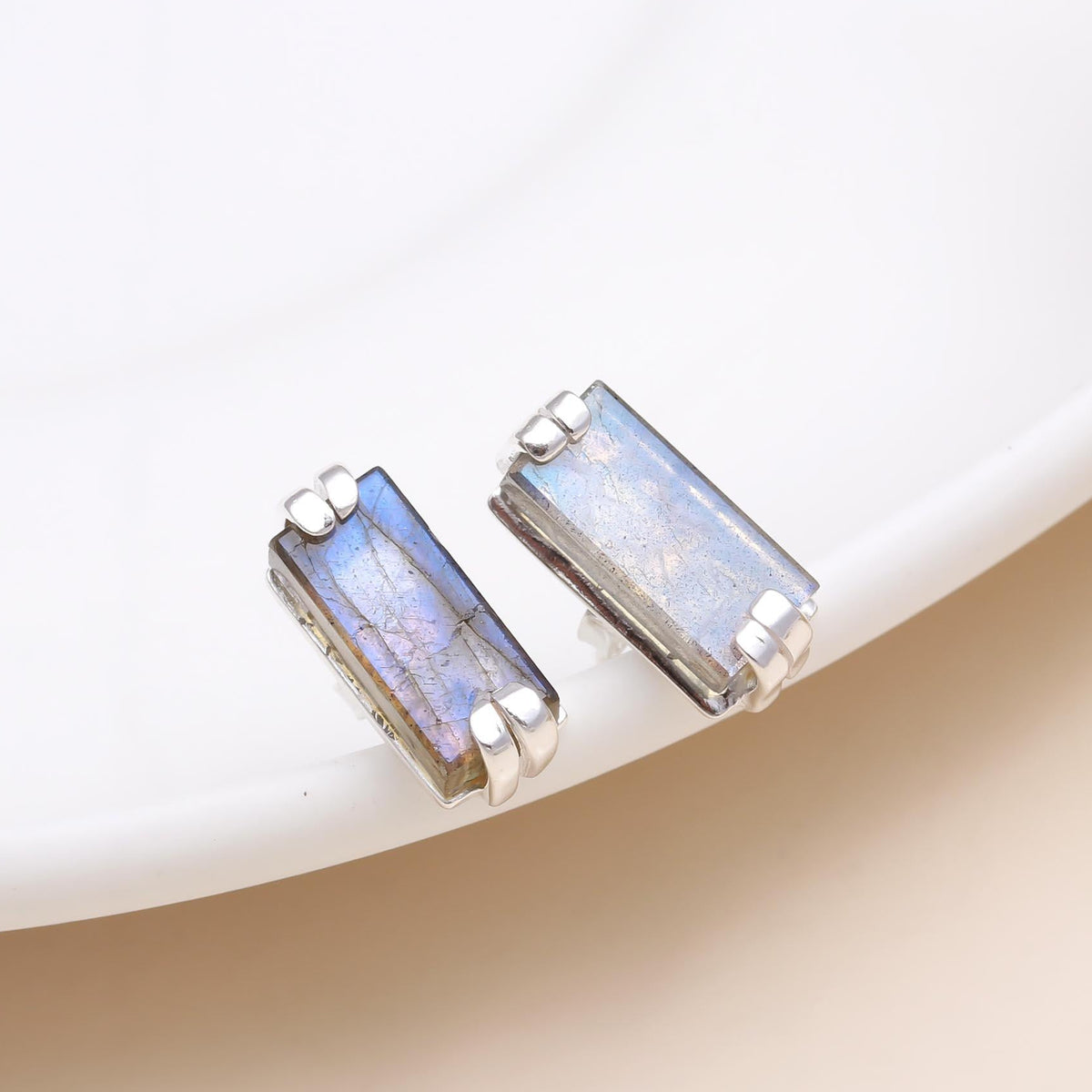 The Aurora Bar: Sterling Silver Labradorite Studs