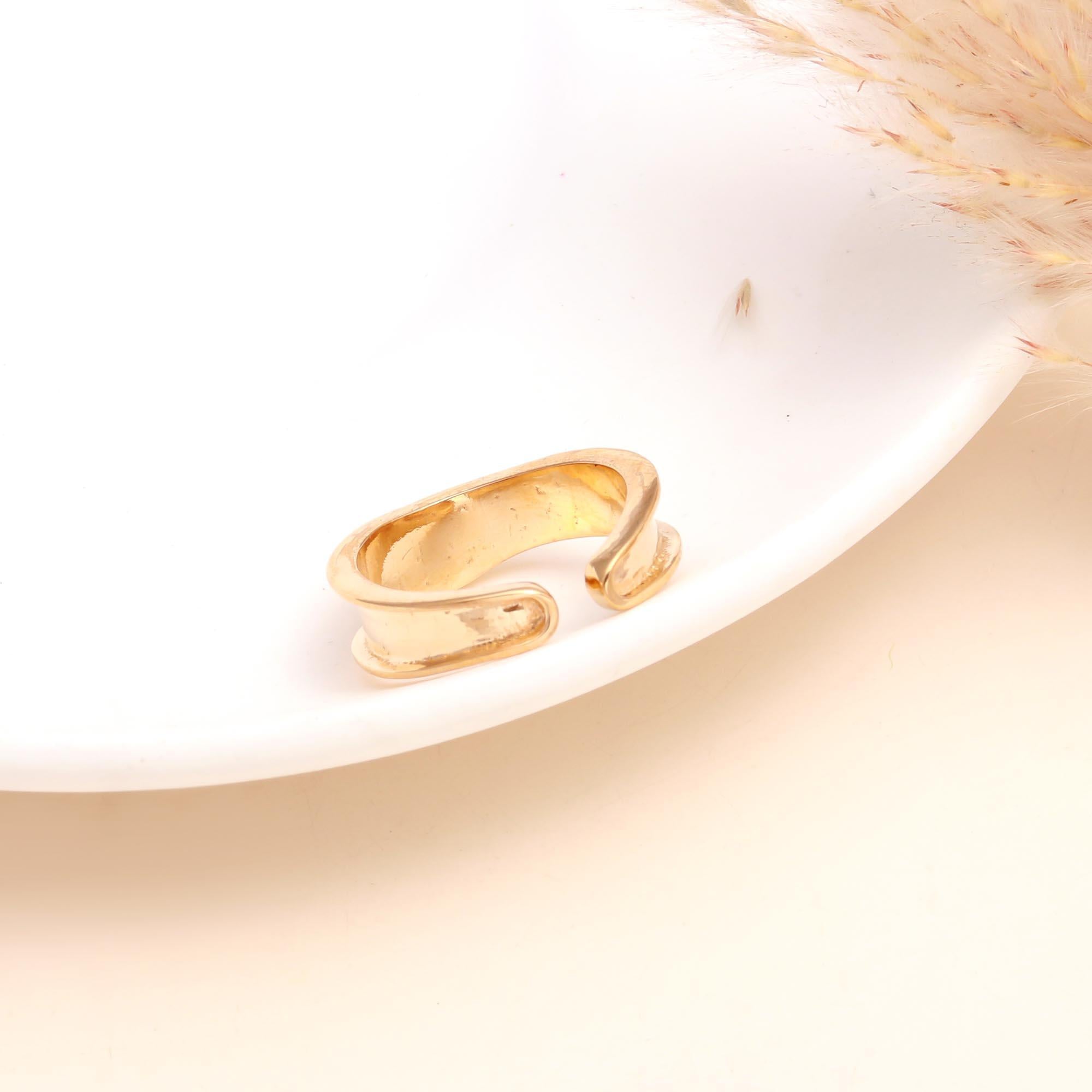 The Golden Channel: Minimalist Grooved Open Ring
