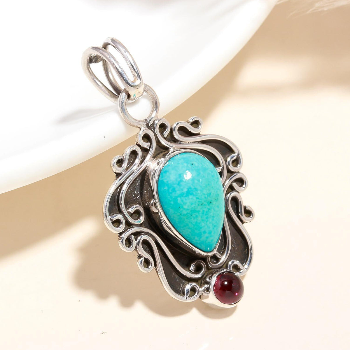 925 Sterling Silver Vintage Turquoise & Garnet Boho Filigree Pendant