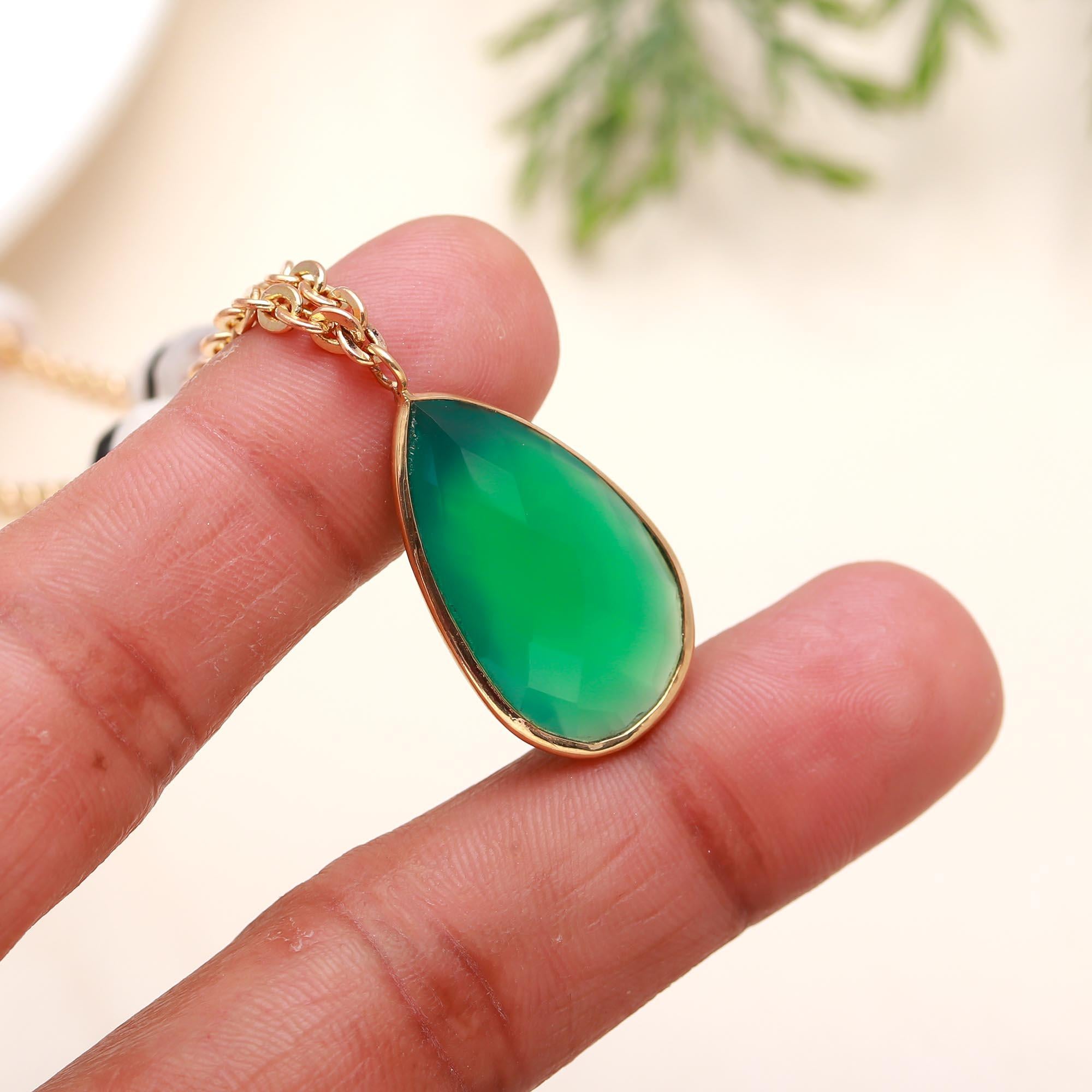 The Emerald Drop: Green Onyx & Station Chain Necklace