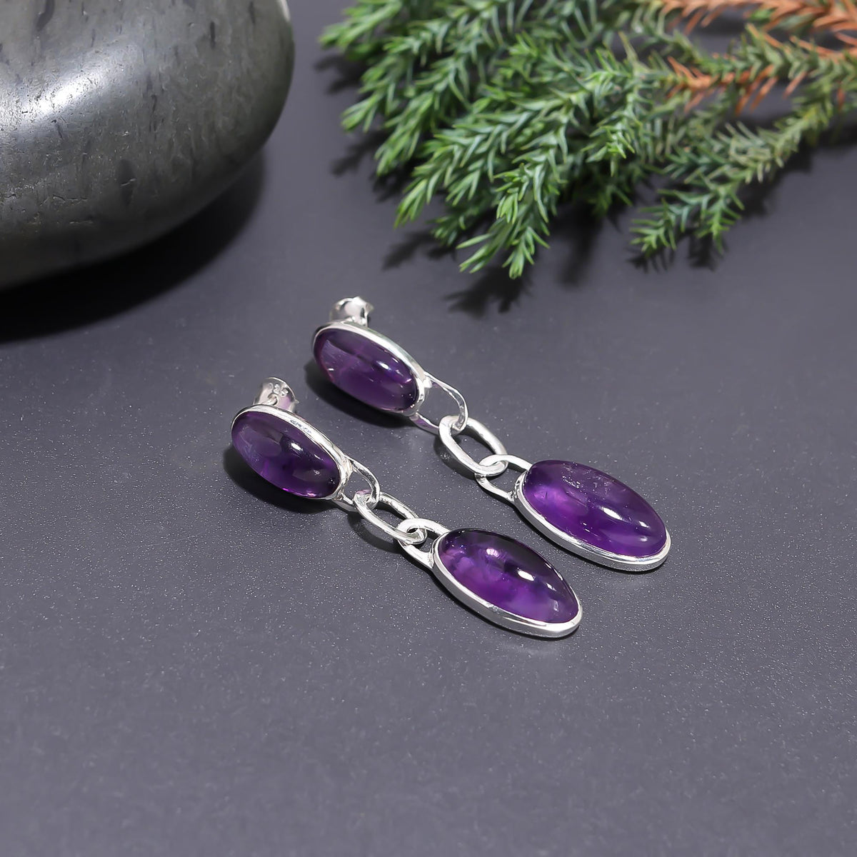 The Amethyst Tier: Silver Articulated Drop Earrings