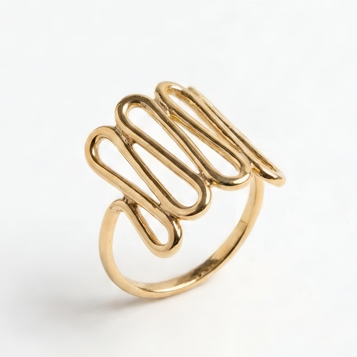 The Slinky Arc: Multi-Loop Open Wire Ring