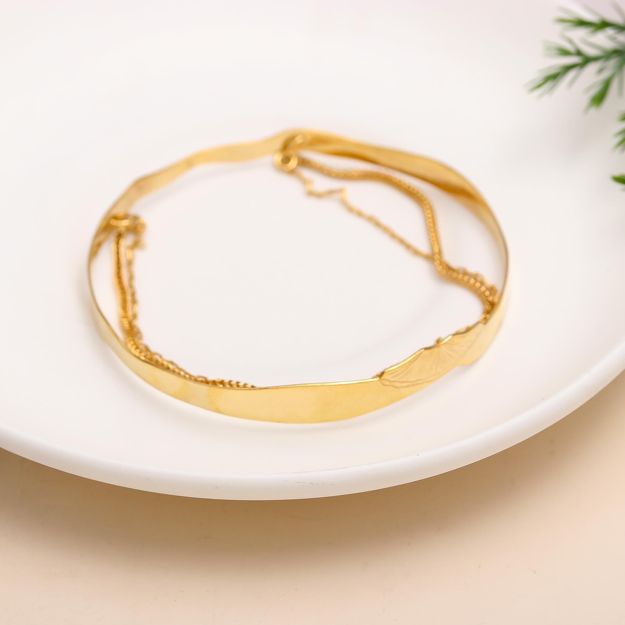 The Gilded Leaf: Etched Gold Vermeil Chain Cuff