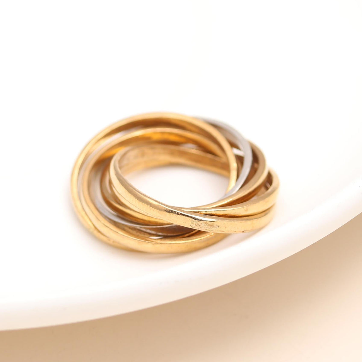The Sleek Multi-Tone: Smooth Mixed Metal Rolling Ring