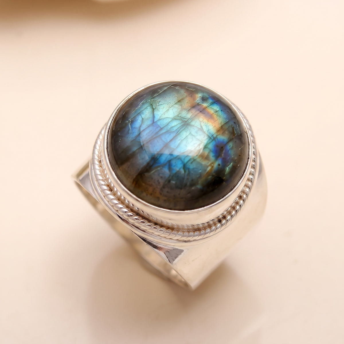 925 Silver Oval Moonstone Ring