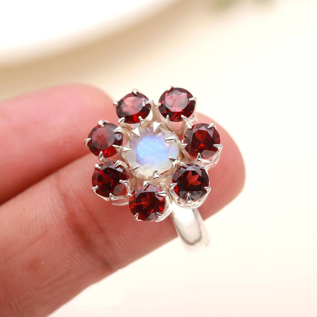 925 Silver and MooGarnet nstone Ring