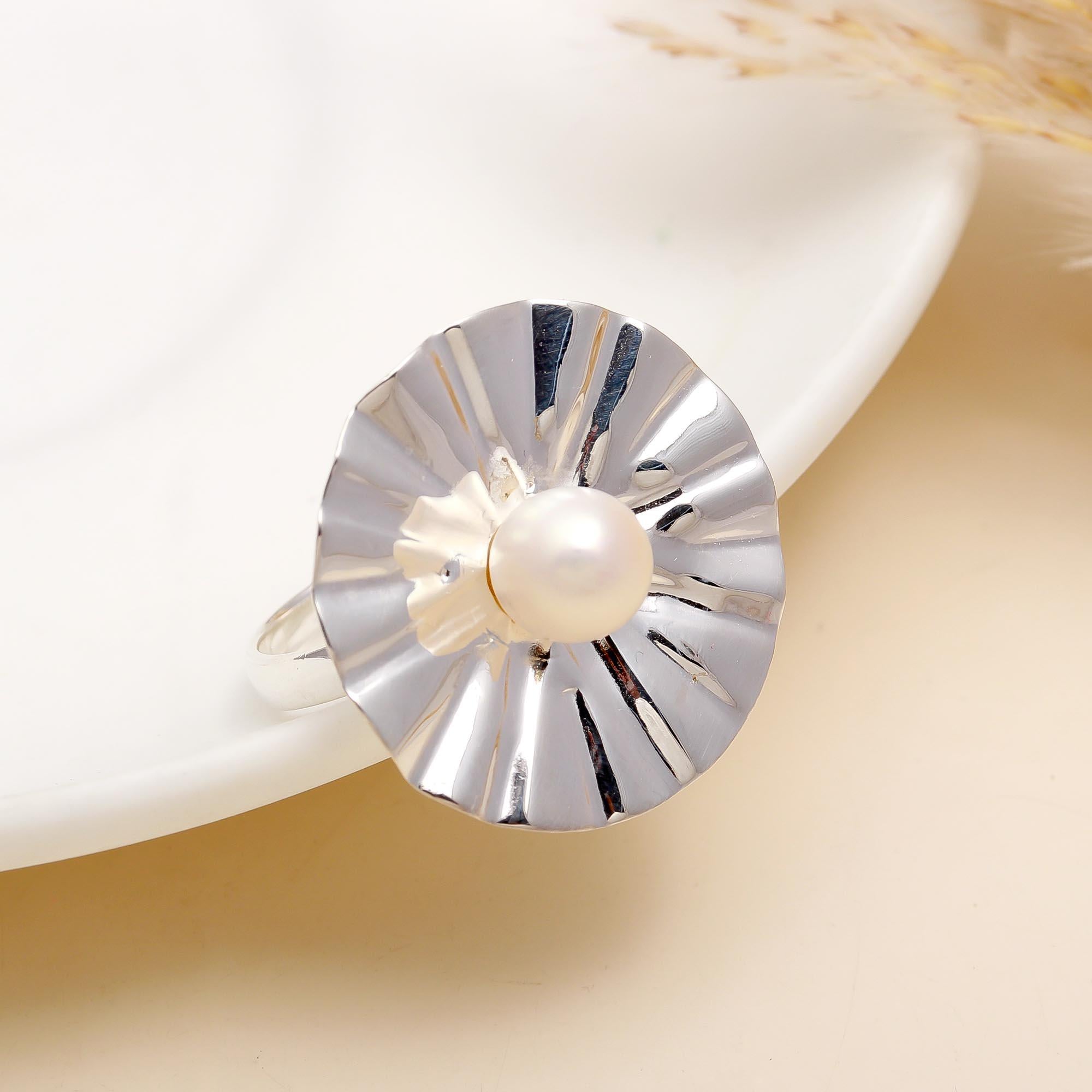 Sterling Silver Pearl Flower Ring