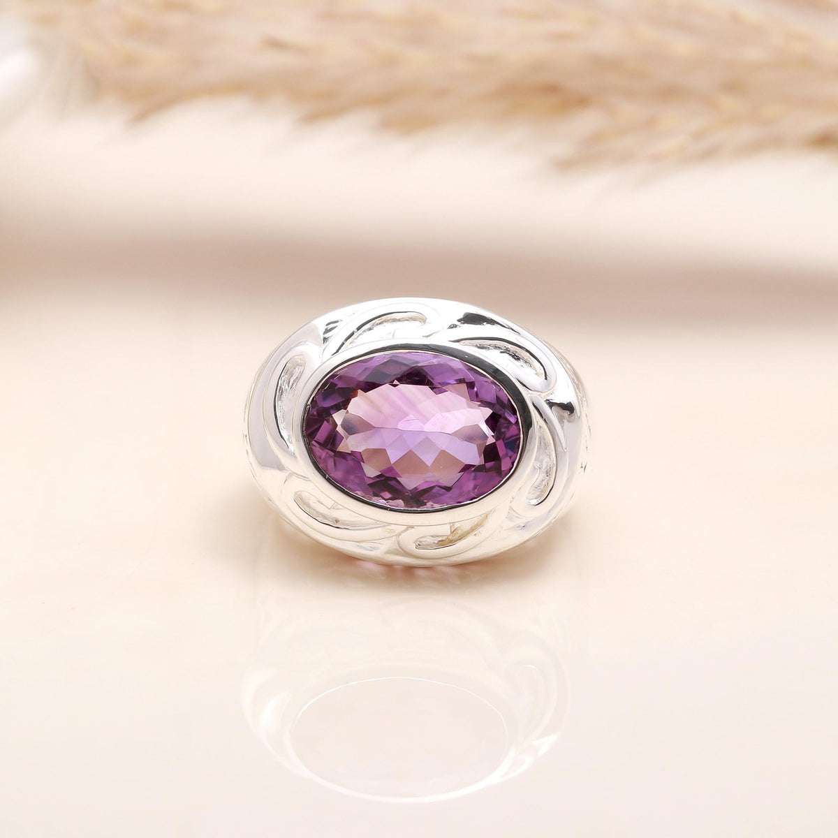 The Mystic Knot: Oval Amethyst Celtic Ring