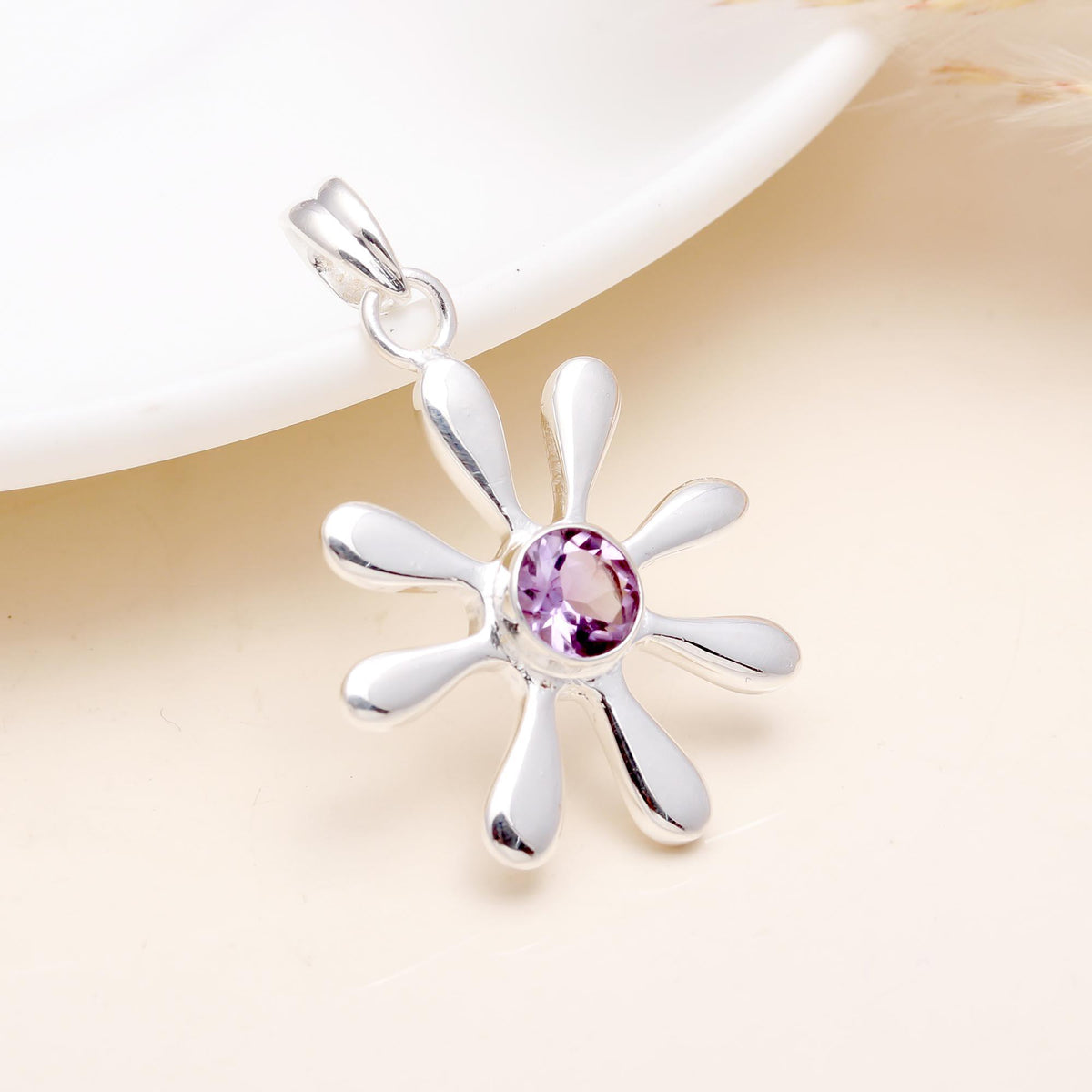 The Violet Sovereign: Heavy Silver Amethyst Oval Pendant