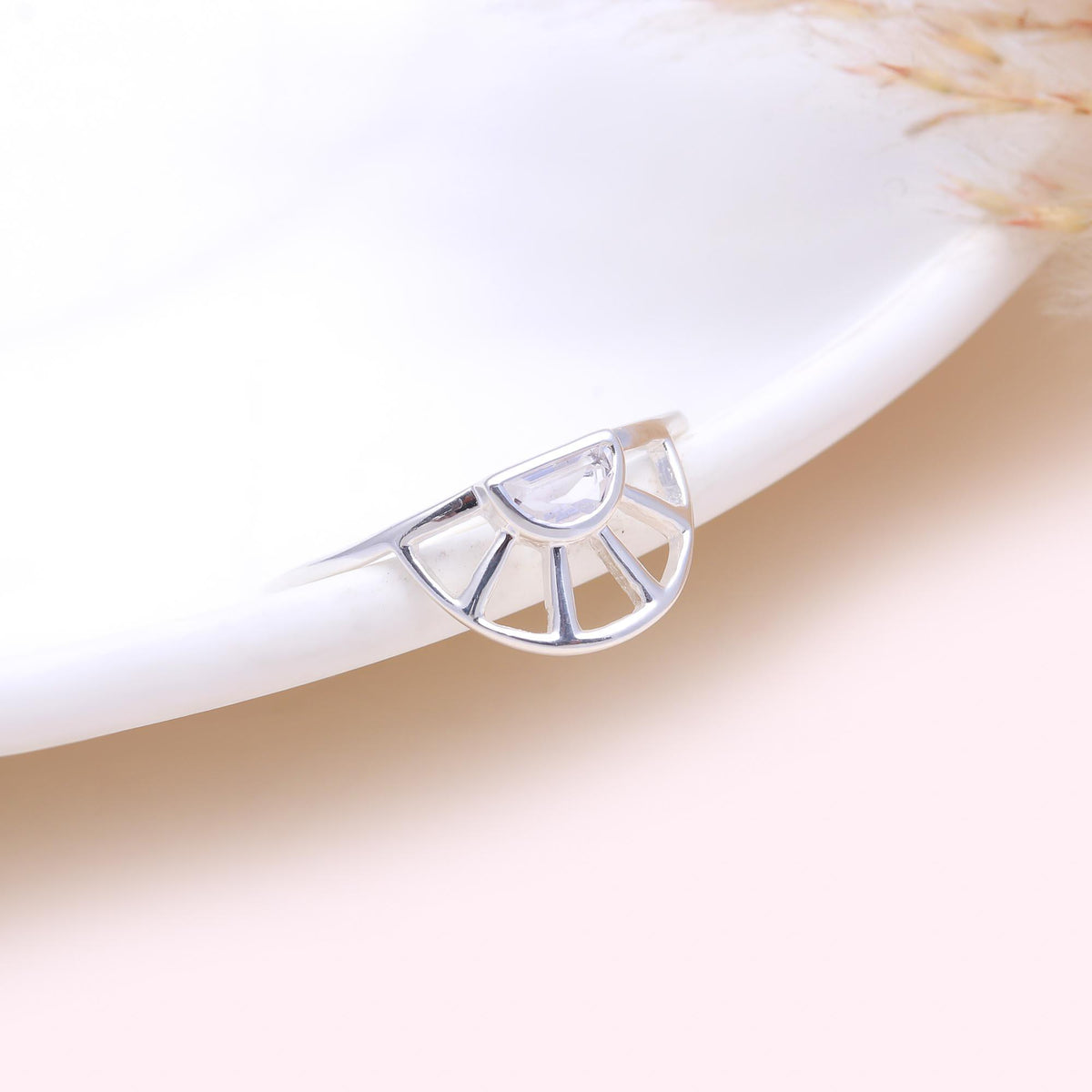 The Sunrise Arch: Cubic Zirconia Openwork Fan Ring