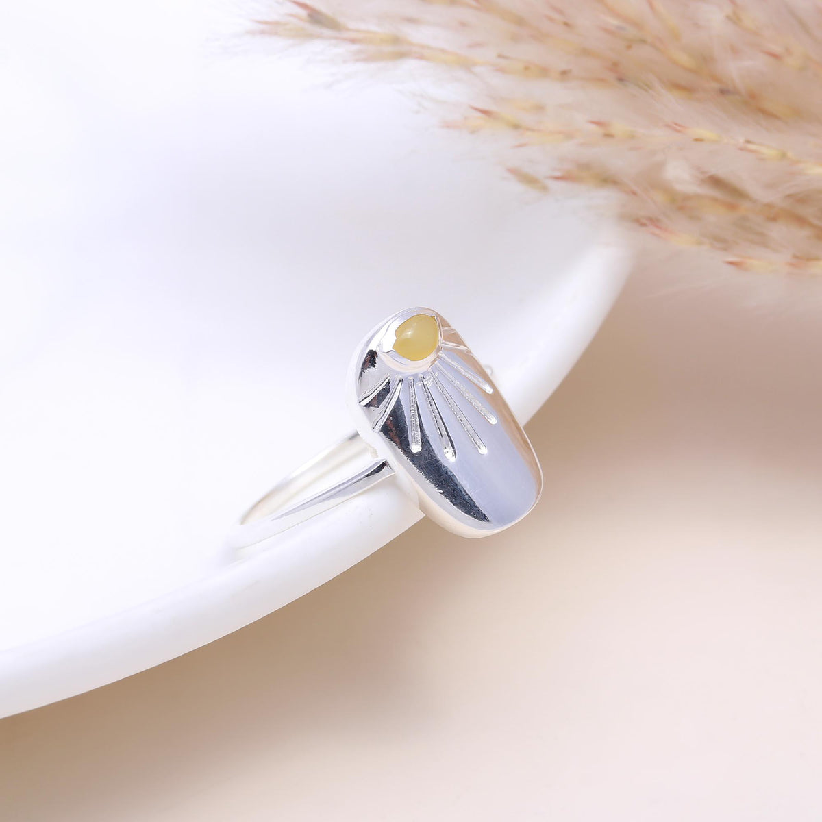 The Solar Ray : Sunburst Signet Ring
