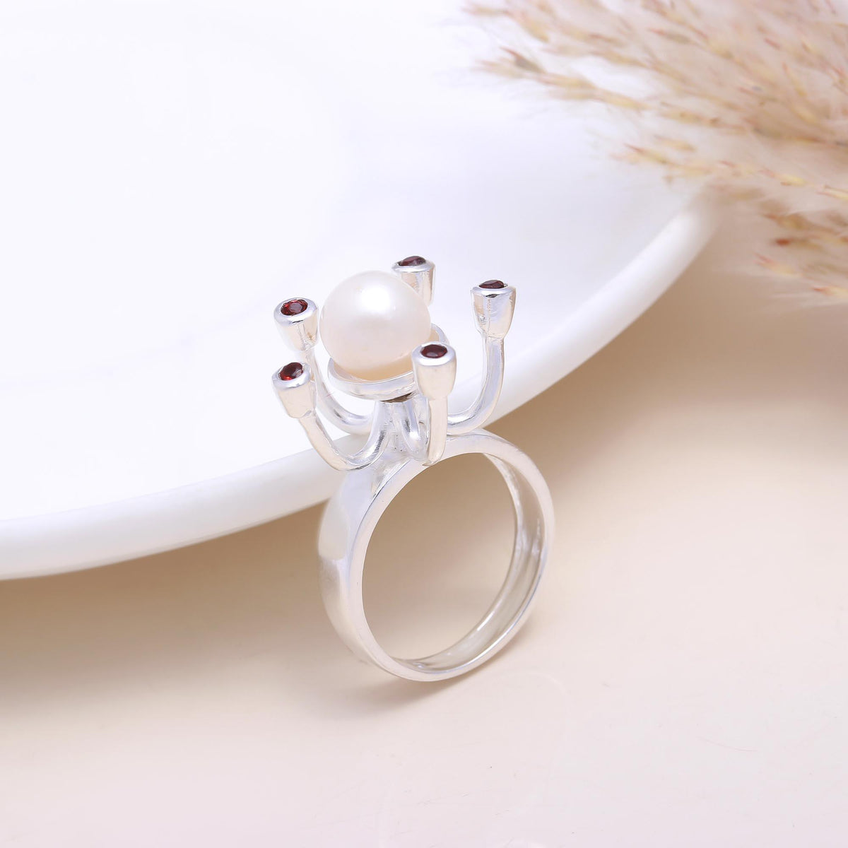 The Abyssal Treasure: Pearl & Garnet Sculptural Ring