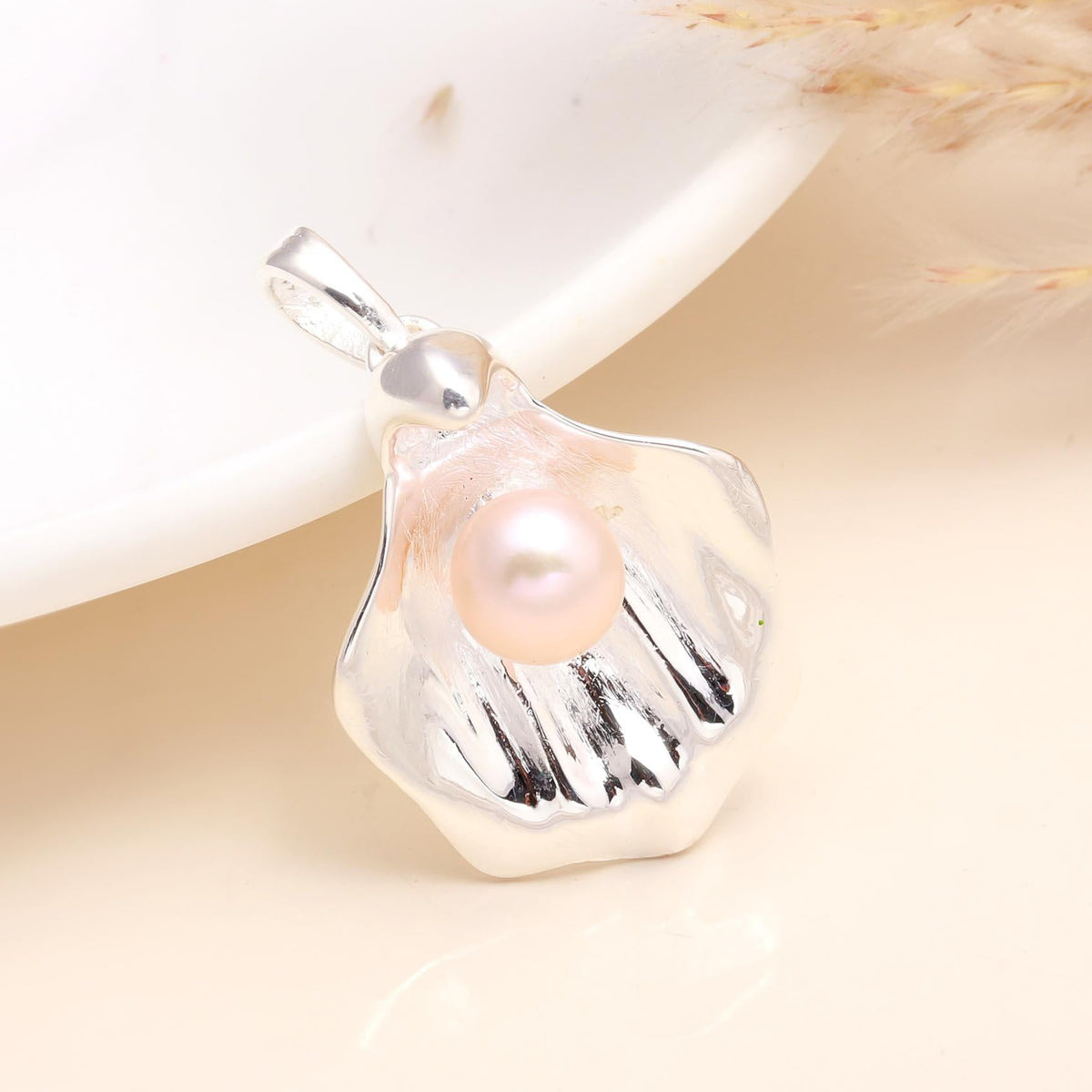 925 Sterling Silver Pink Pearl Shell Pendant