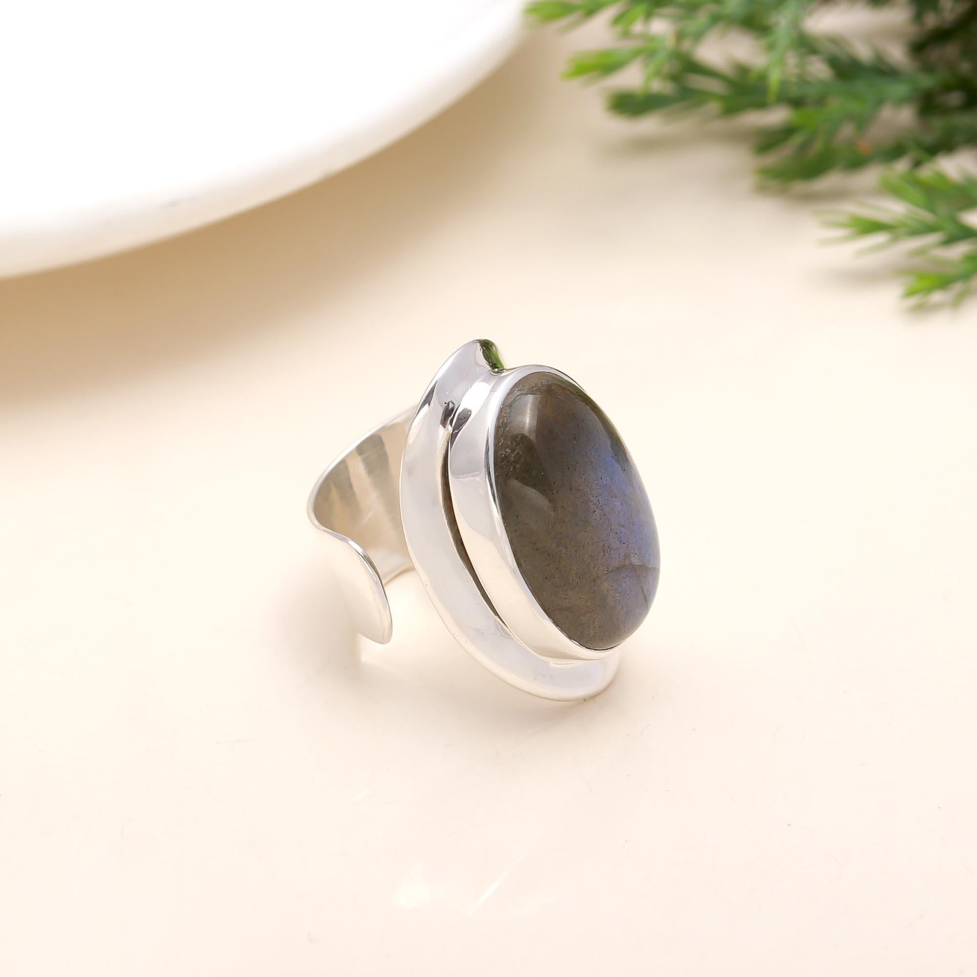 The Mystic Oval: Labradorite Cabochon Wide Band Ring