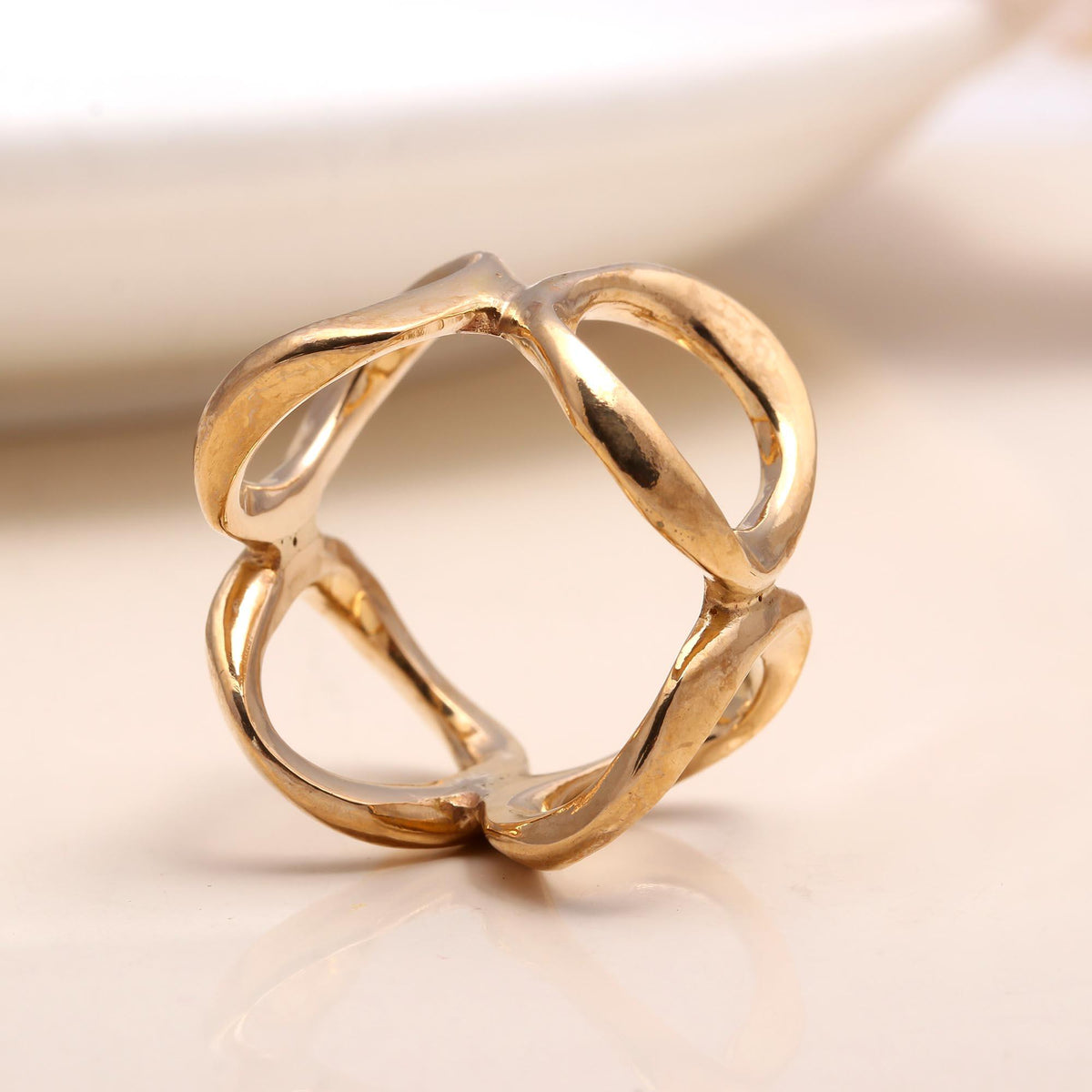 The Organic Loop: Gold Openwork Circle Ring