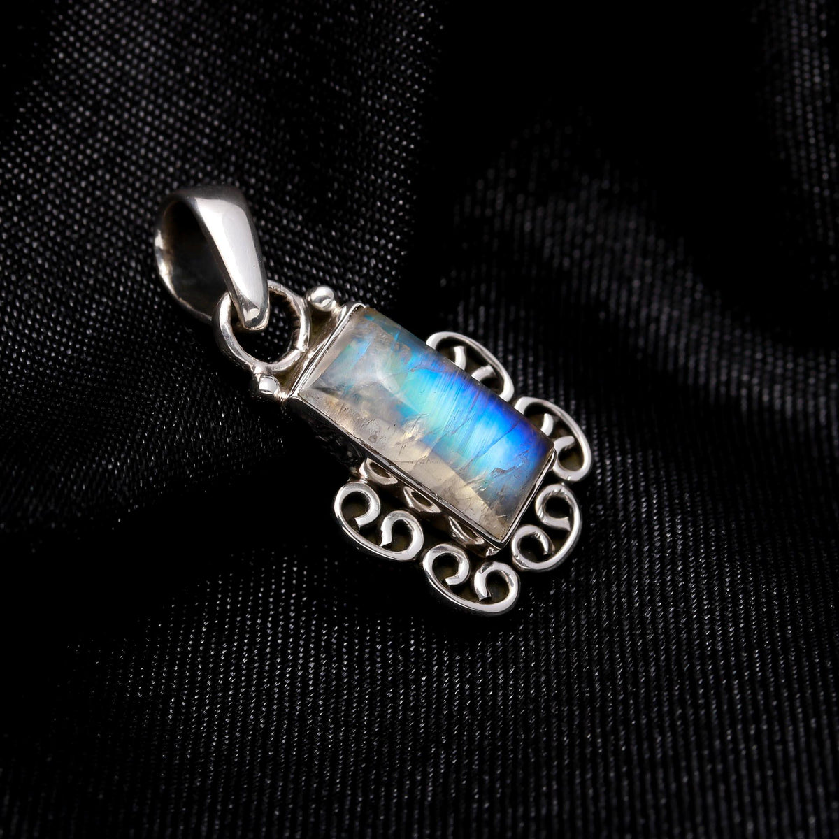 925 Sterling Silver Filigree Design Handmade Moonstone Pendant