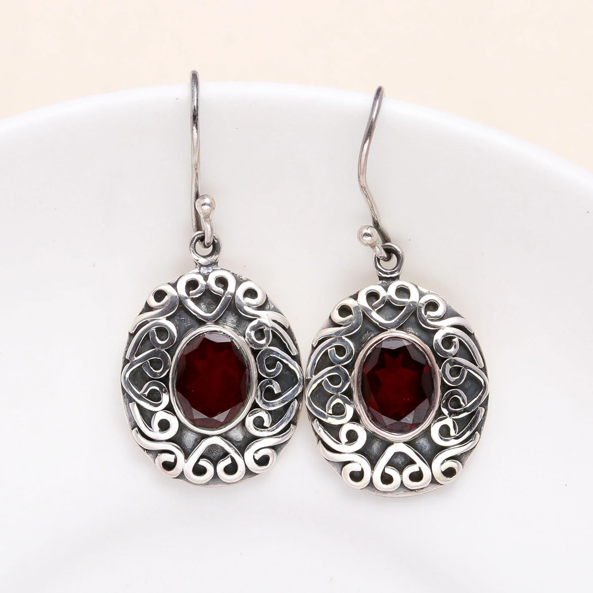 925 Sterling Silver Vintage Garnet Filigree Dangle Earrings