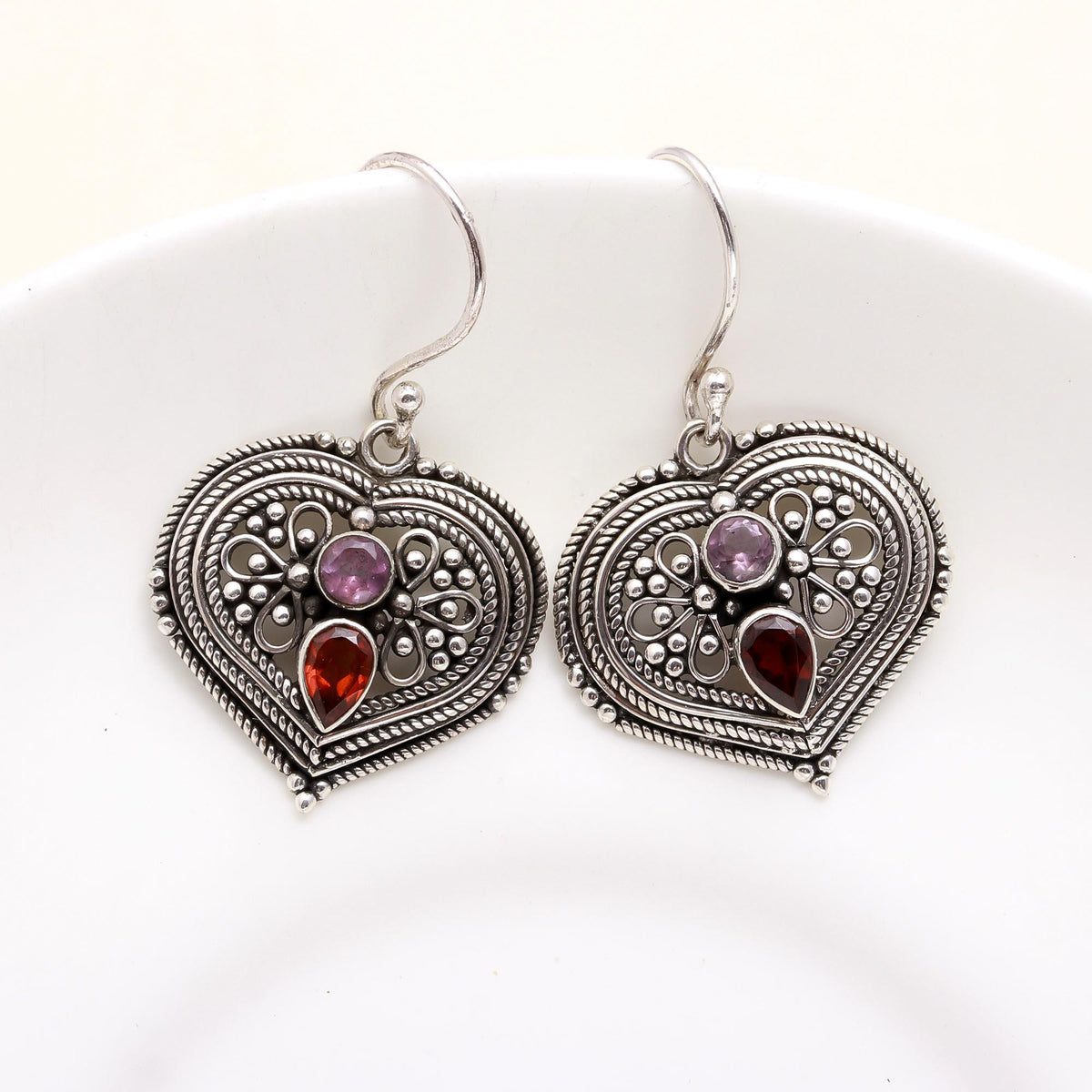 925 Sterling Silver Garnet & Amethyst Vintage Heart Dangle Earrings