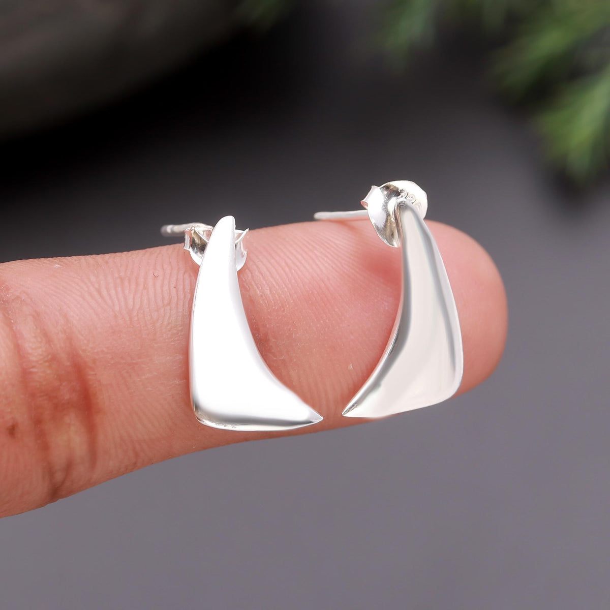 925 Silver Abstract Triangle Stud Earrings
