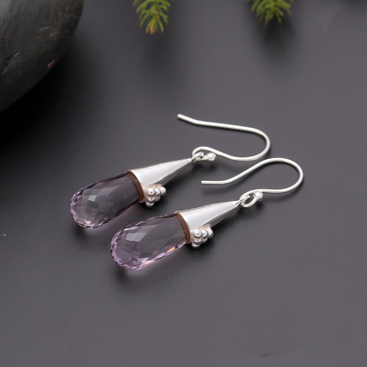 #gemstone_amethyst