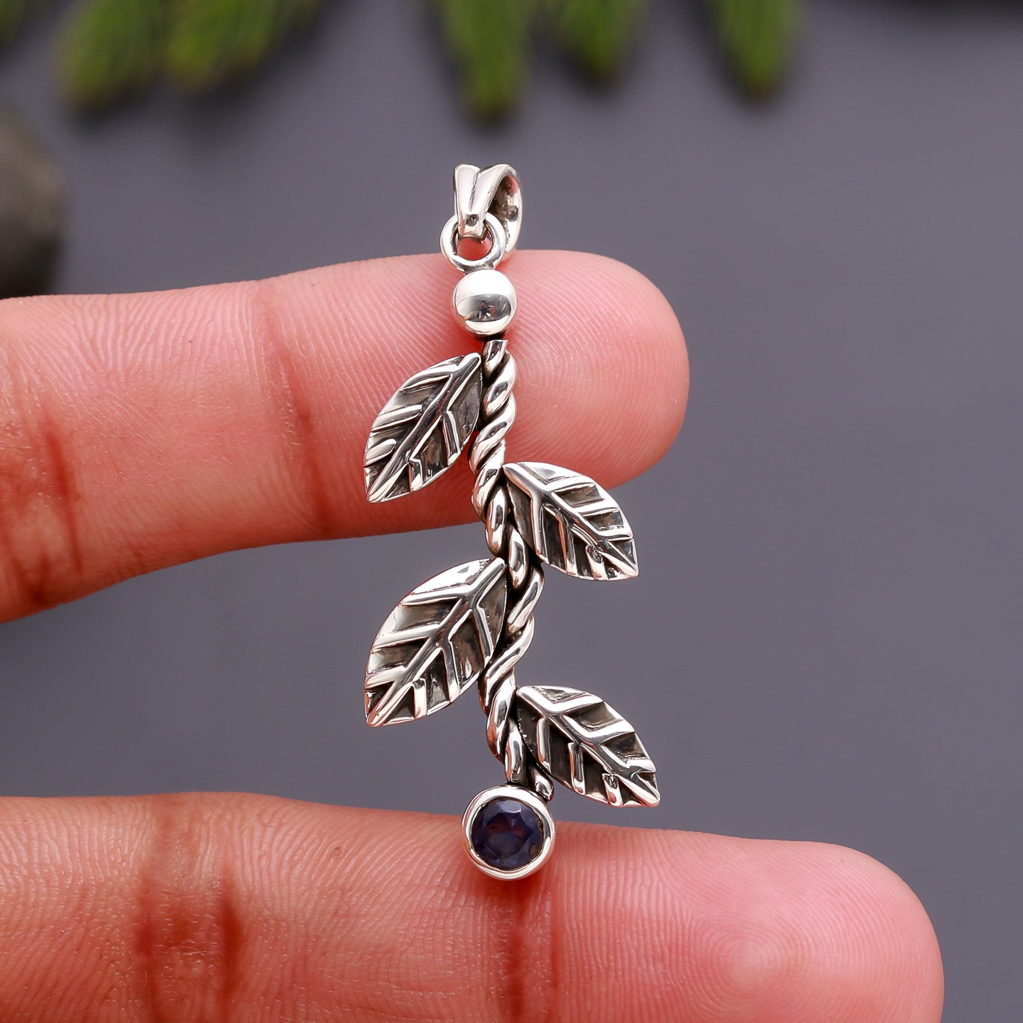 925 Silver Leaf Vine Pendant
