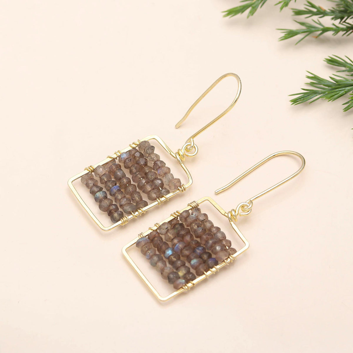 #gemstone_labradorite