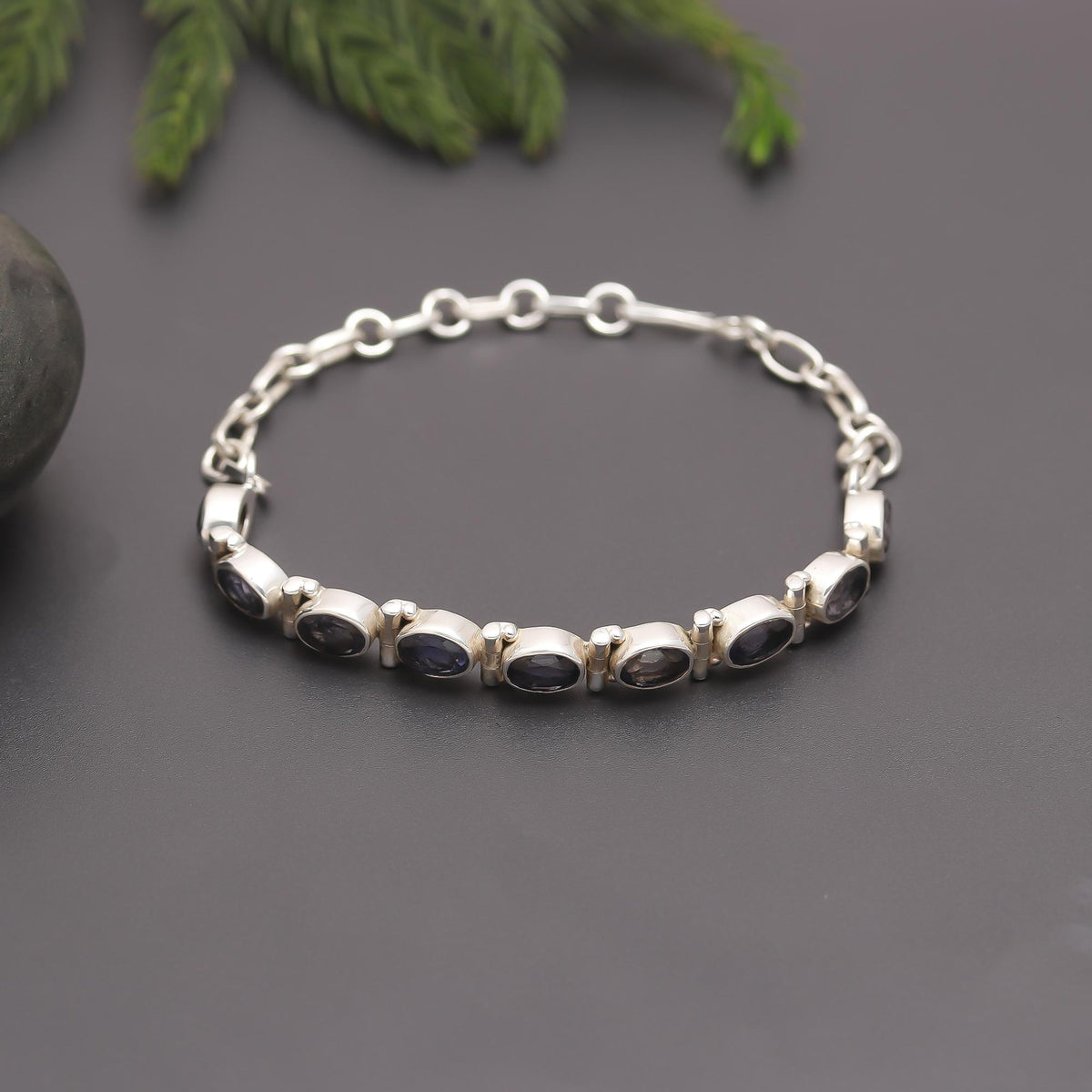 925 Silver Oval Cut Iolite Link Bracelet