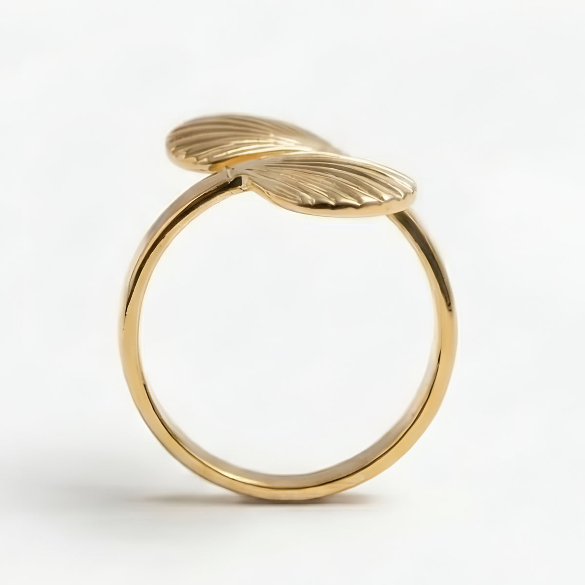 The Aphrodite Shell: Scallop Bypass Statement Ring