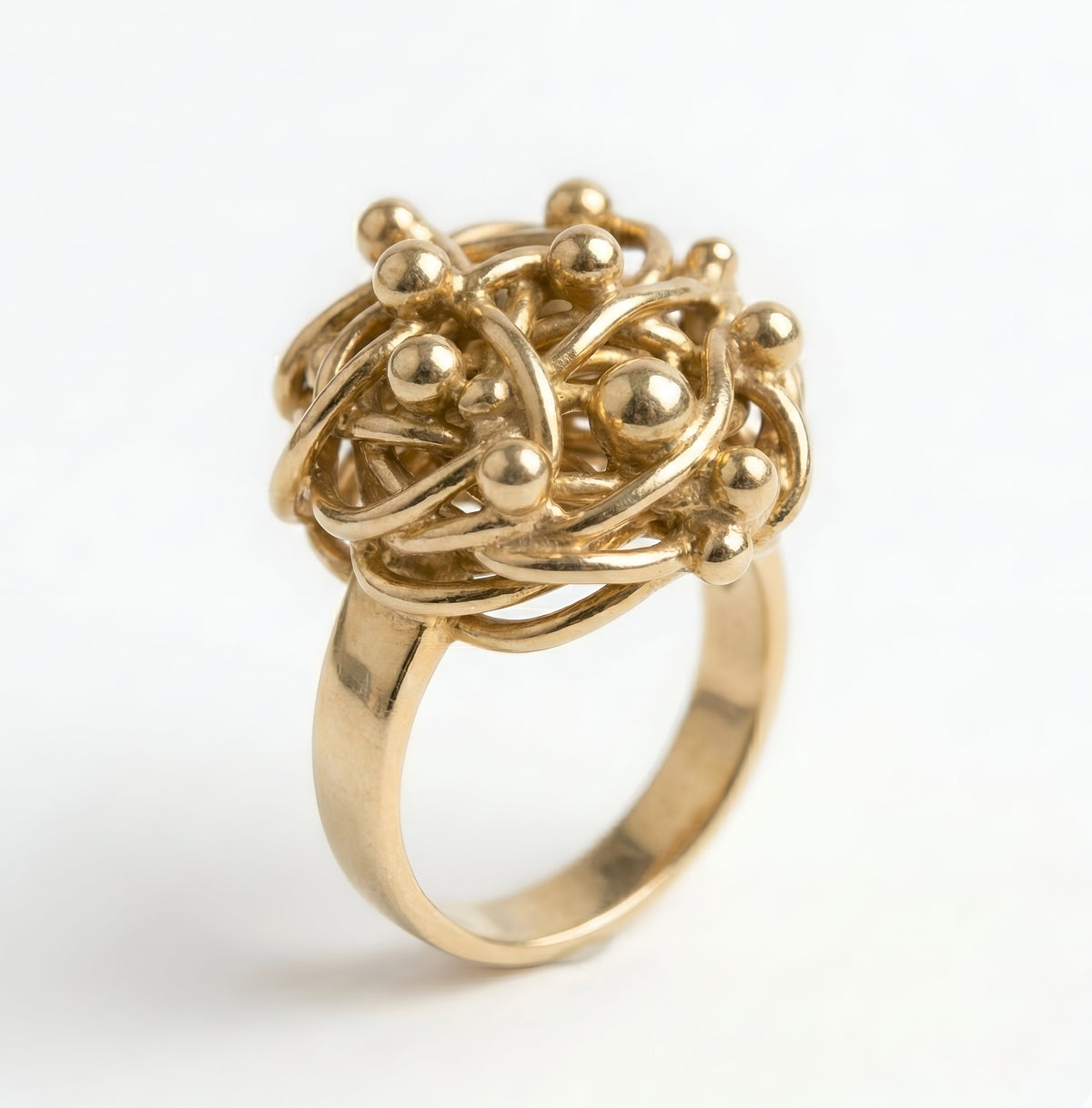 The Gordian Knot: Twisted Wire Ball-Tip Cluster Ring