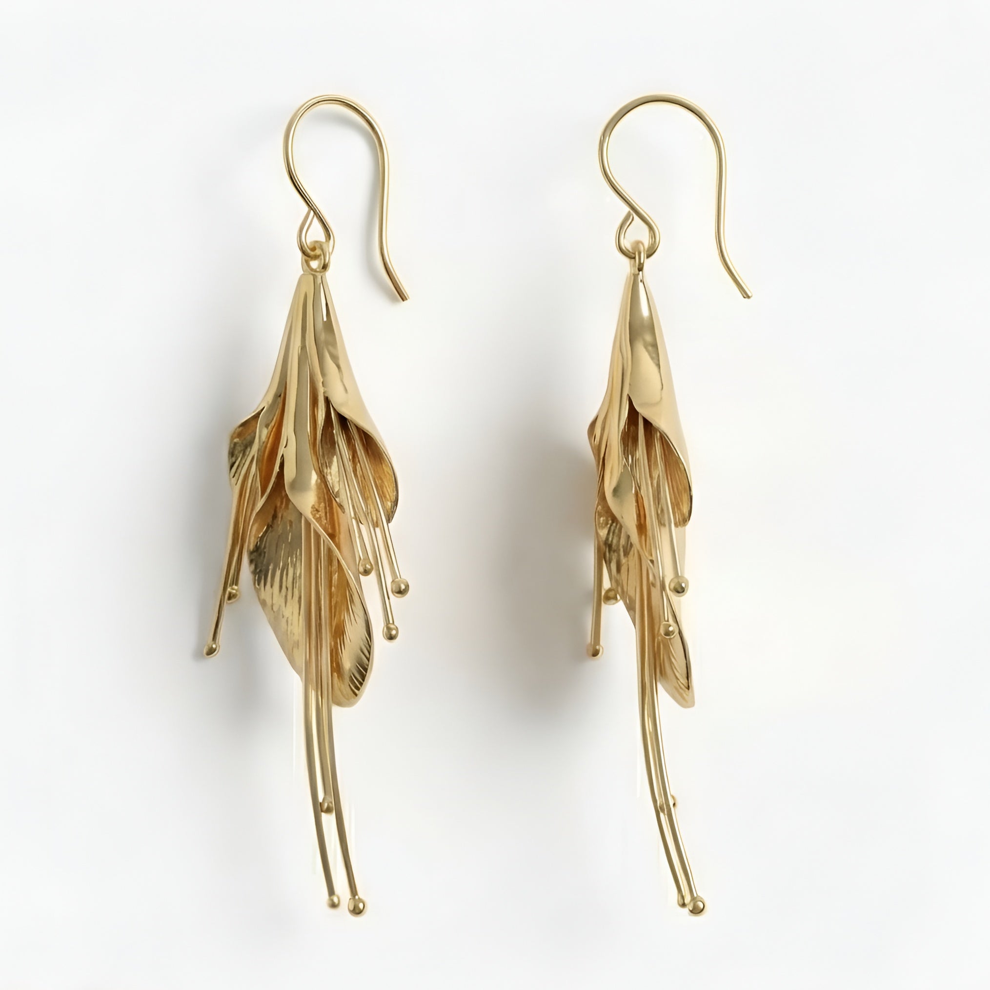 The Calla Reverie: Gold Multi-Petal Lily Drop Earrings