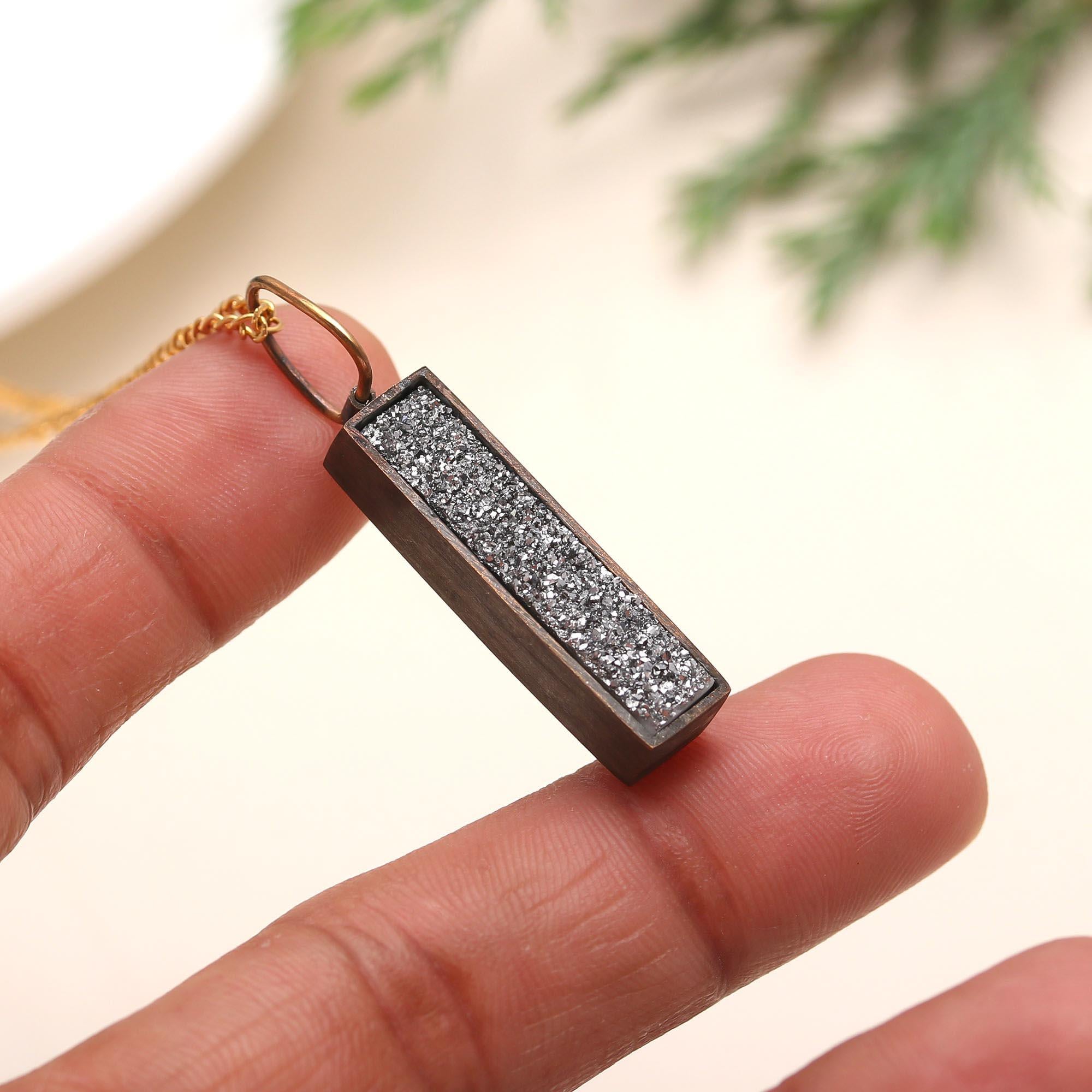 The Stardust Bar: Grey Druzy Horizontal Pendant