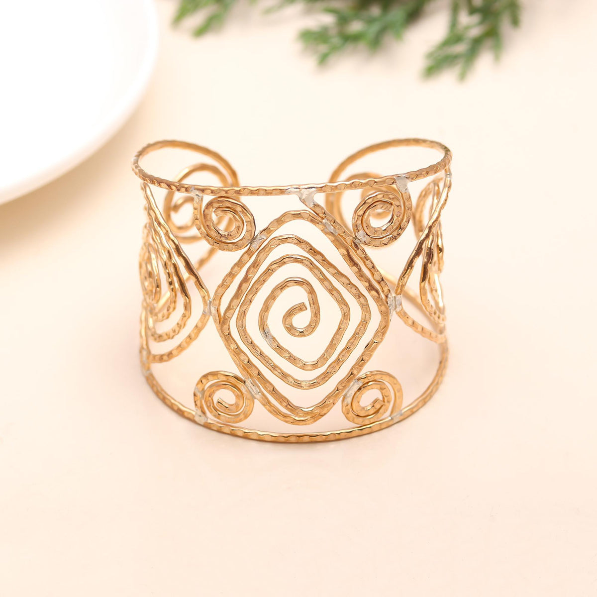 The Gilded Orbit: Multi-Circle Gold Cuff