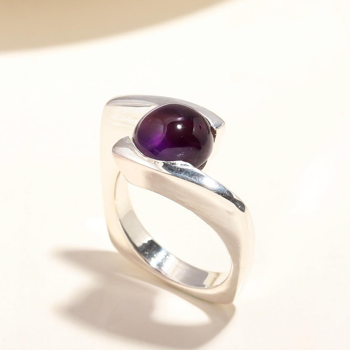 925 Silver Round Amethyst Ring