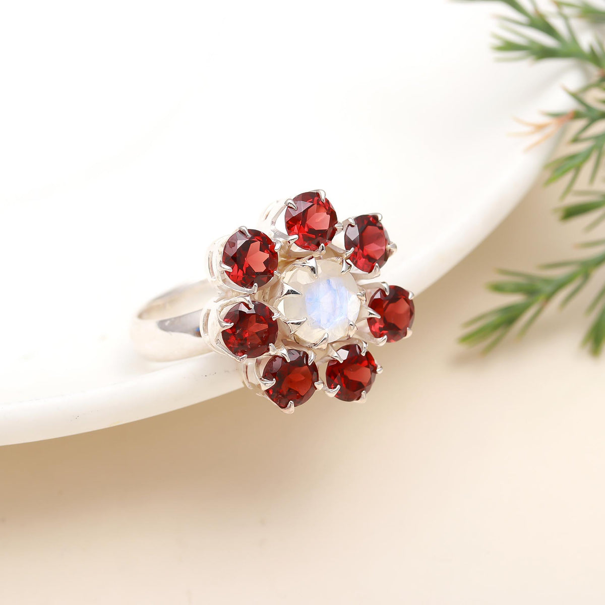 925 Silver and MooGarnet nstone Ring