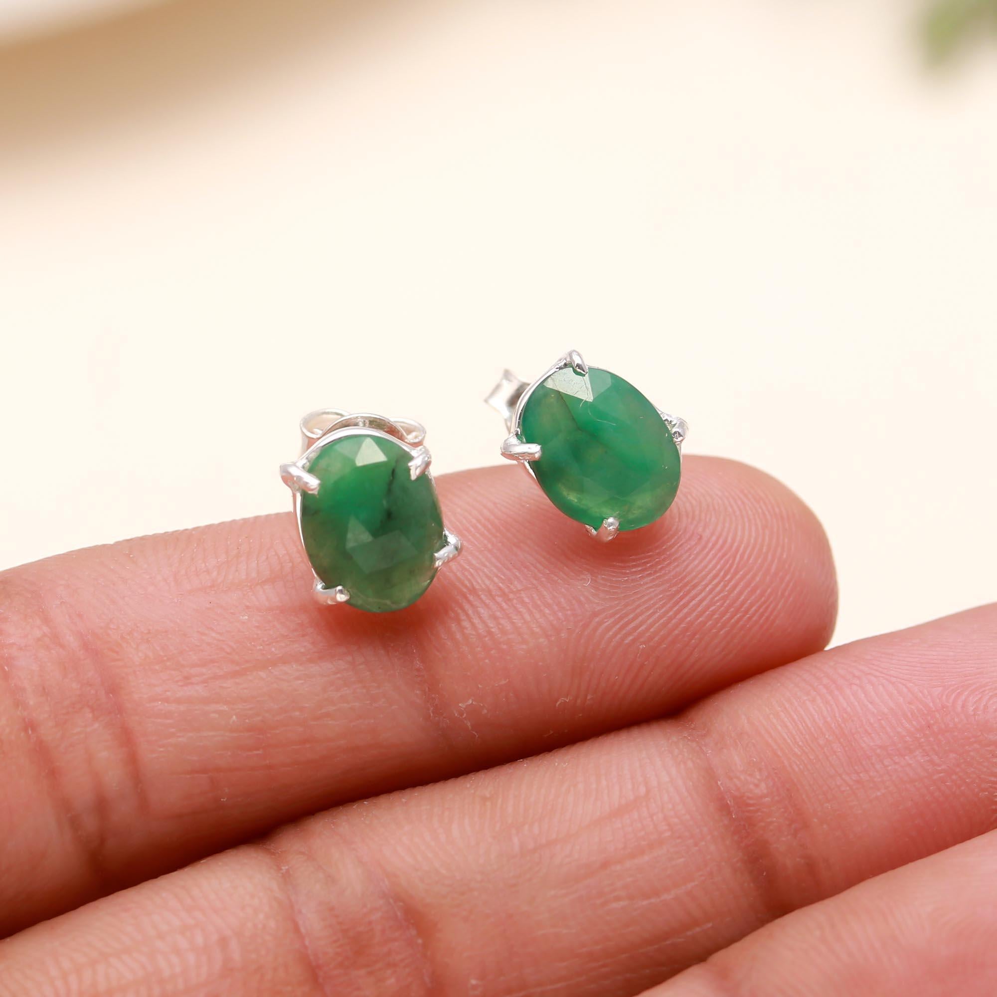 The Verdant Solitaire: Oval Green Agate Stud Earrings