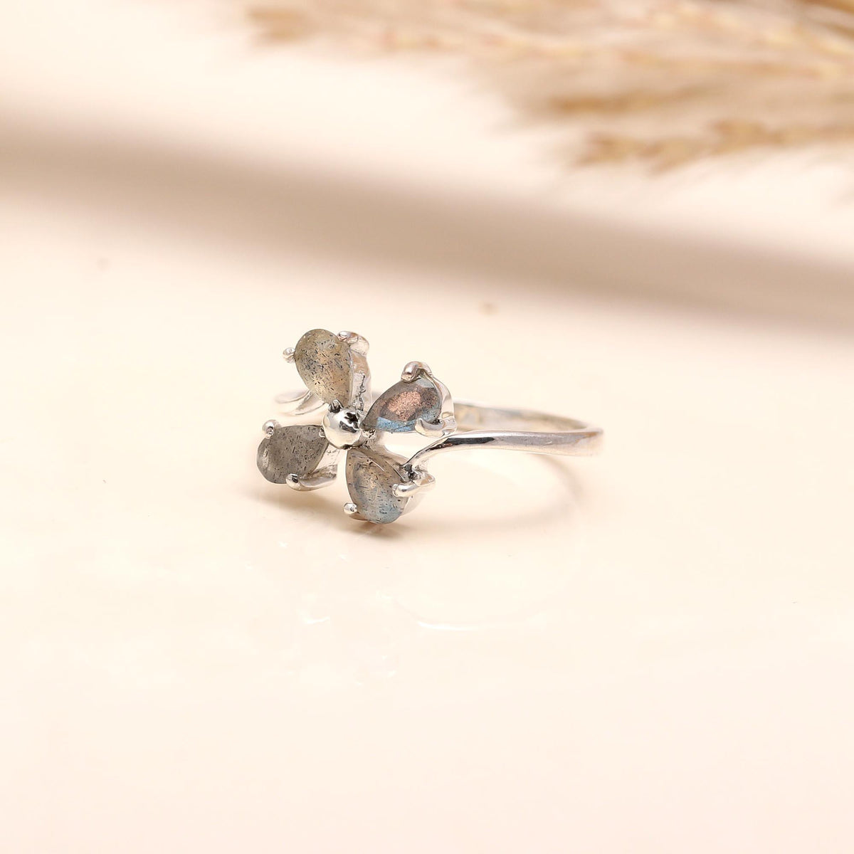 925 Silver Labradorite Ring