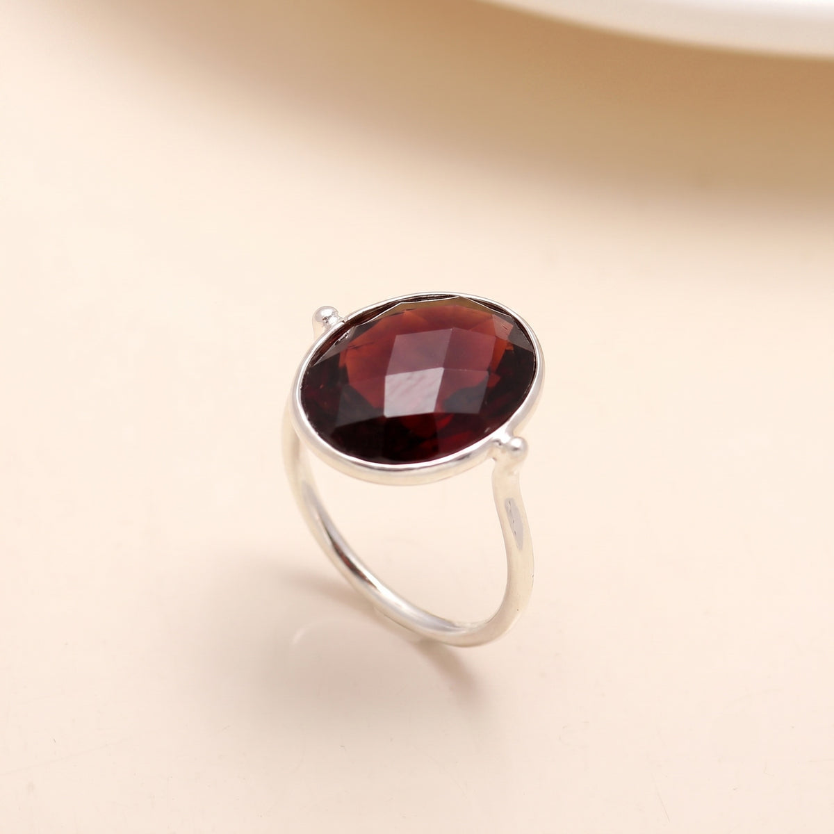 Sterling Silver Oval Labradorite Ring