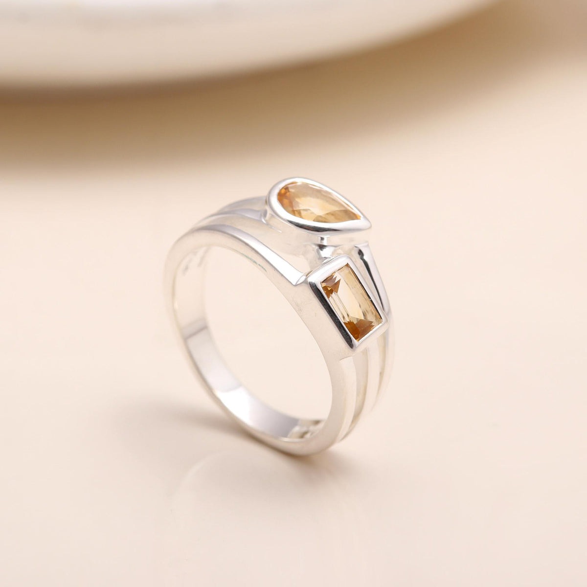 #gemstone type_citrine