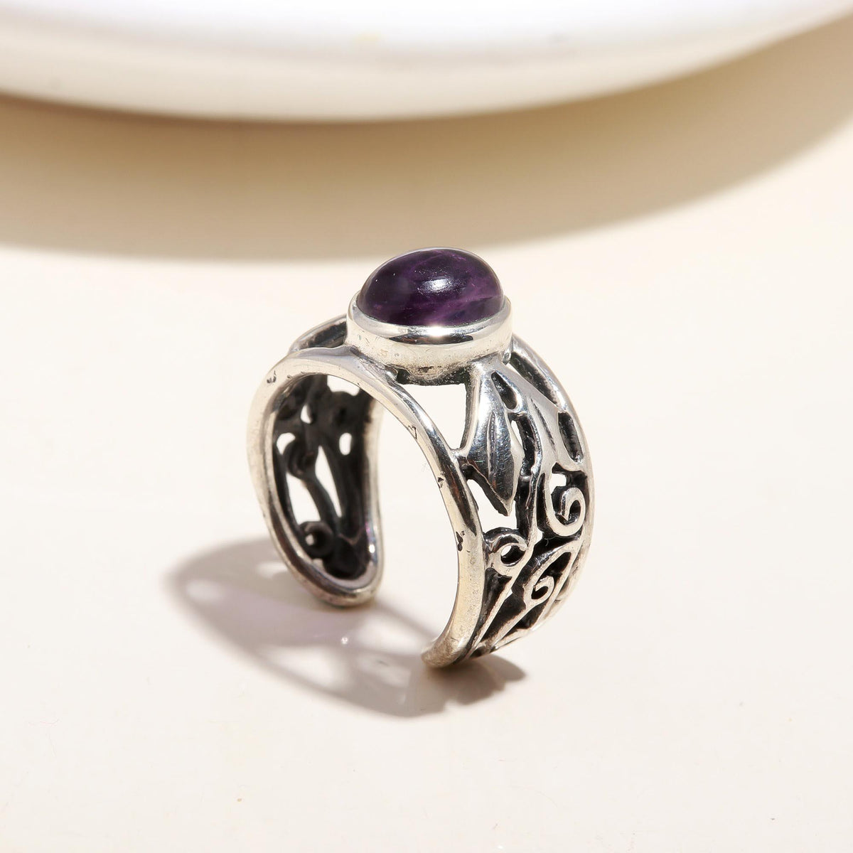 The Violet Scroll: Amethyst Silver Leaf Ring