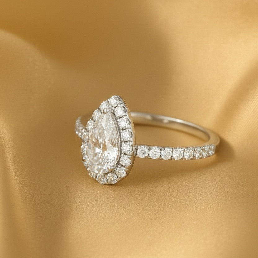 The Luminous Teardrop: 1.5ct Pear Moissanite Bridal Set